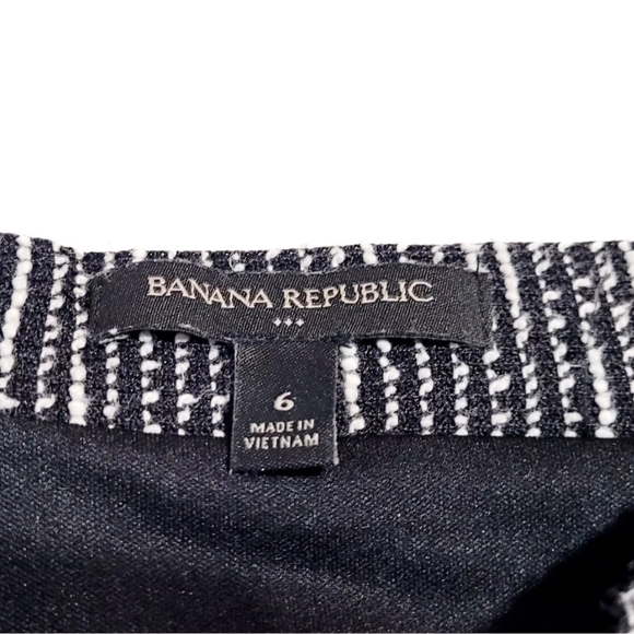 Banana Republic Striped Pencil Skirt size 6 - Picture 3 of 6
